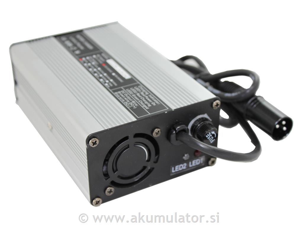 Polnilec za LiFePO4 baterije 48V 5A - 3 pini