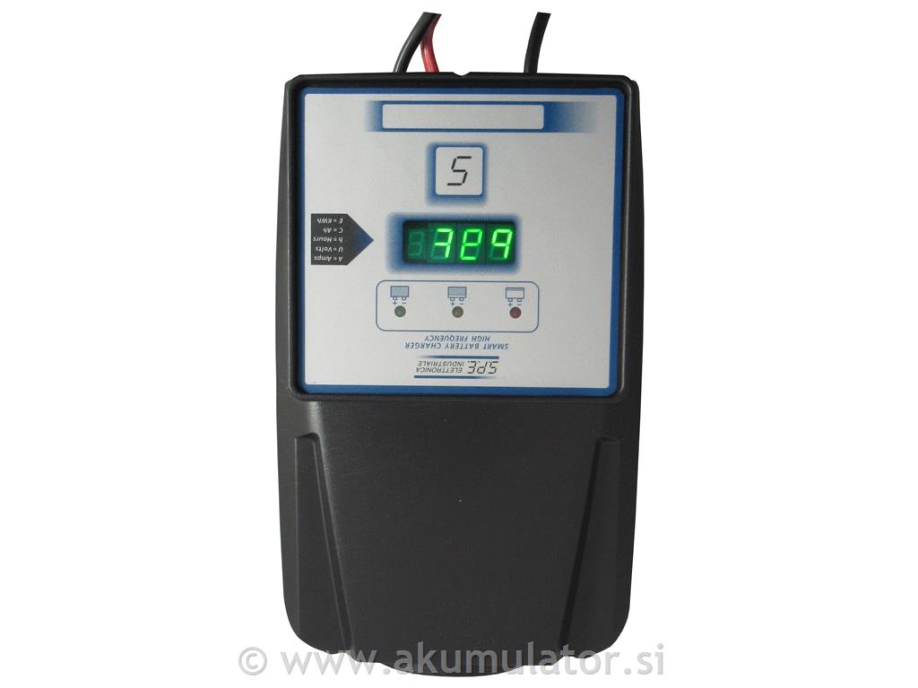 Polnilec akumulatorjev HF 12V 25A, S.P.E