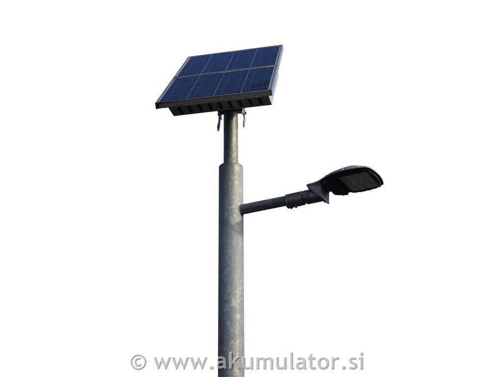 Solarna cestna razsvetljava